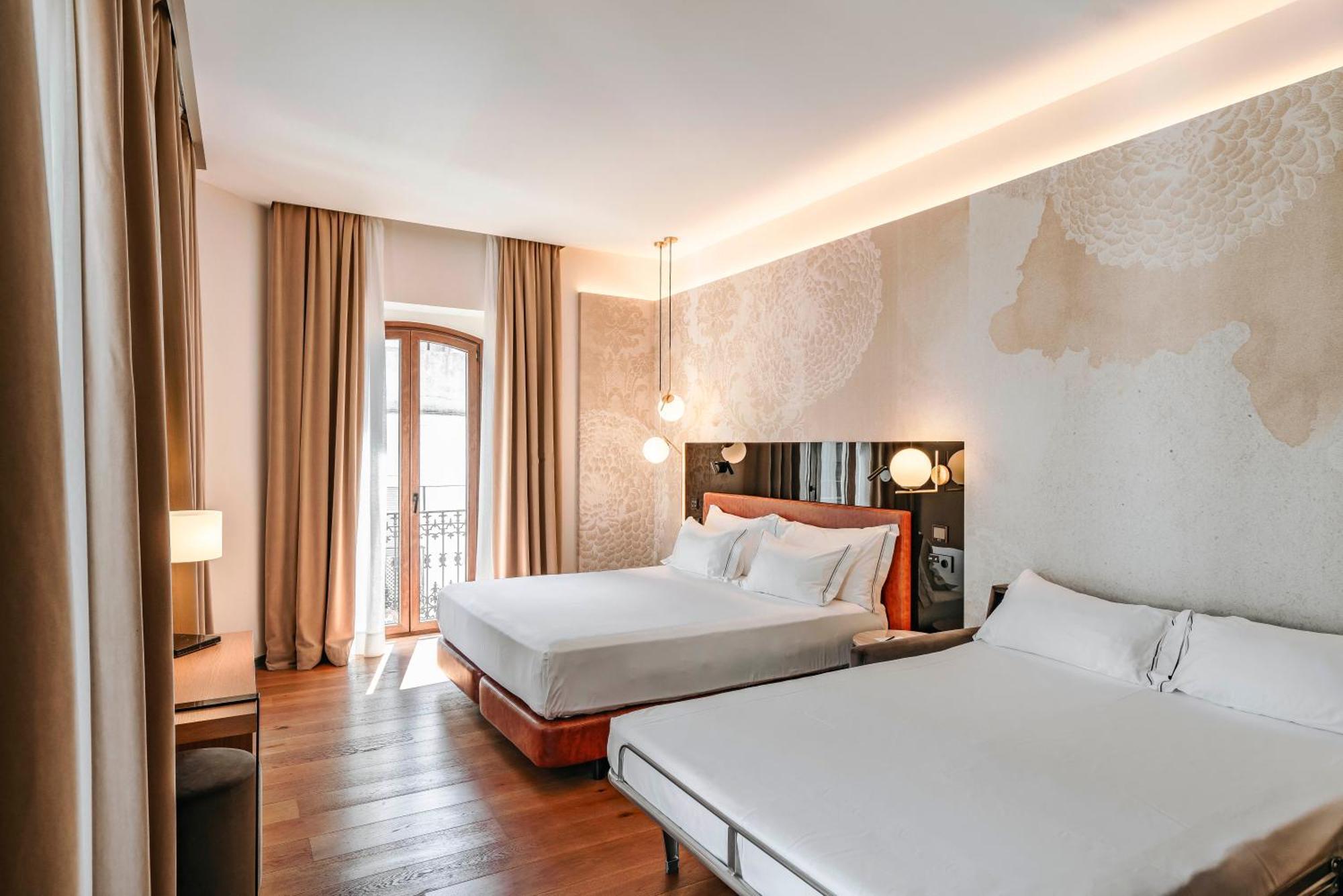 Vincci Seleccion Unuk 5 Gl Hotel Seville Luaran gambar
