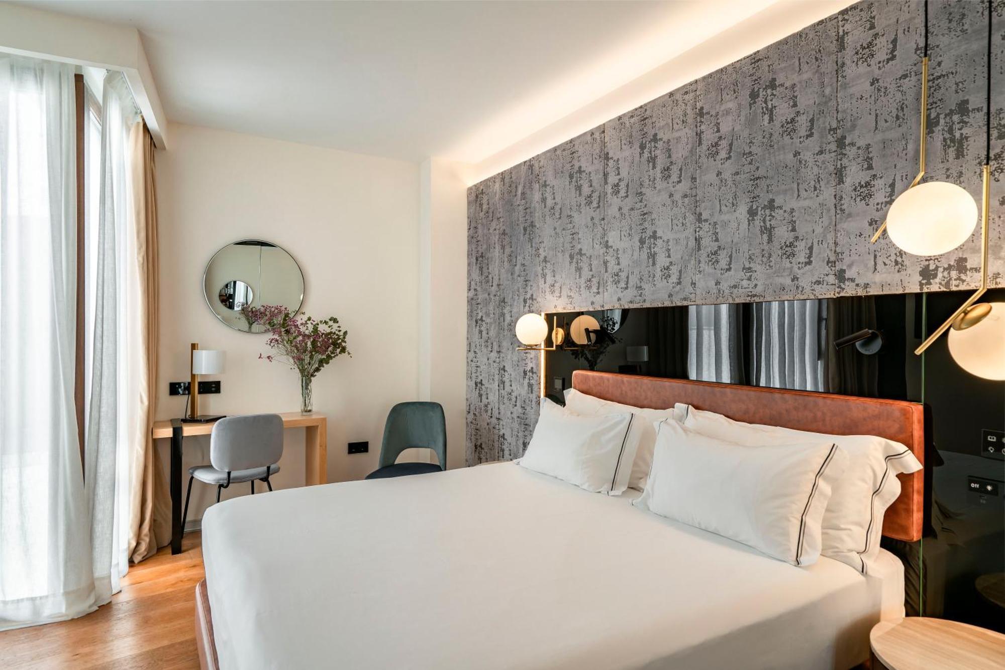 Vincci Seleccion Unuk 5 Gl Hotel Seville Luaran gambar